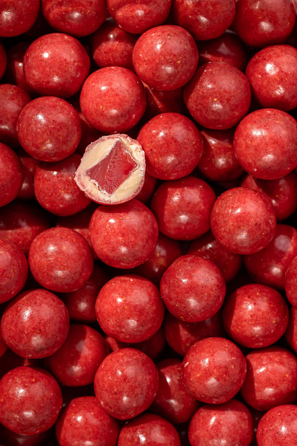 Box the Original Chocolate Coated Winegums - Strawberry 110g